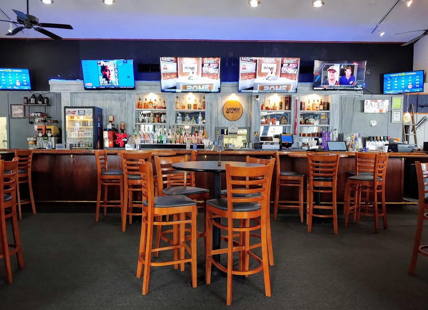 Honey Hole Bar & Grill